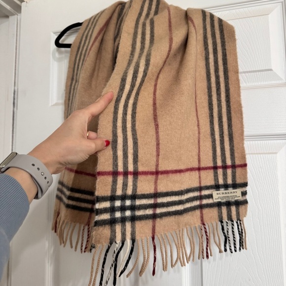 Burberry Wool Cashmere Checked Striped Scarf
Classic - Picture 4 of 4